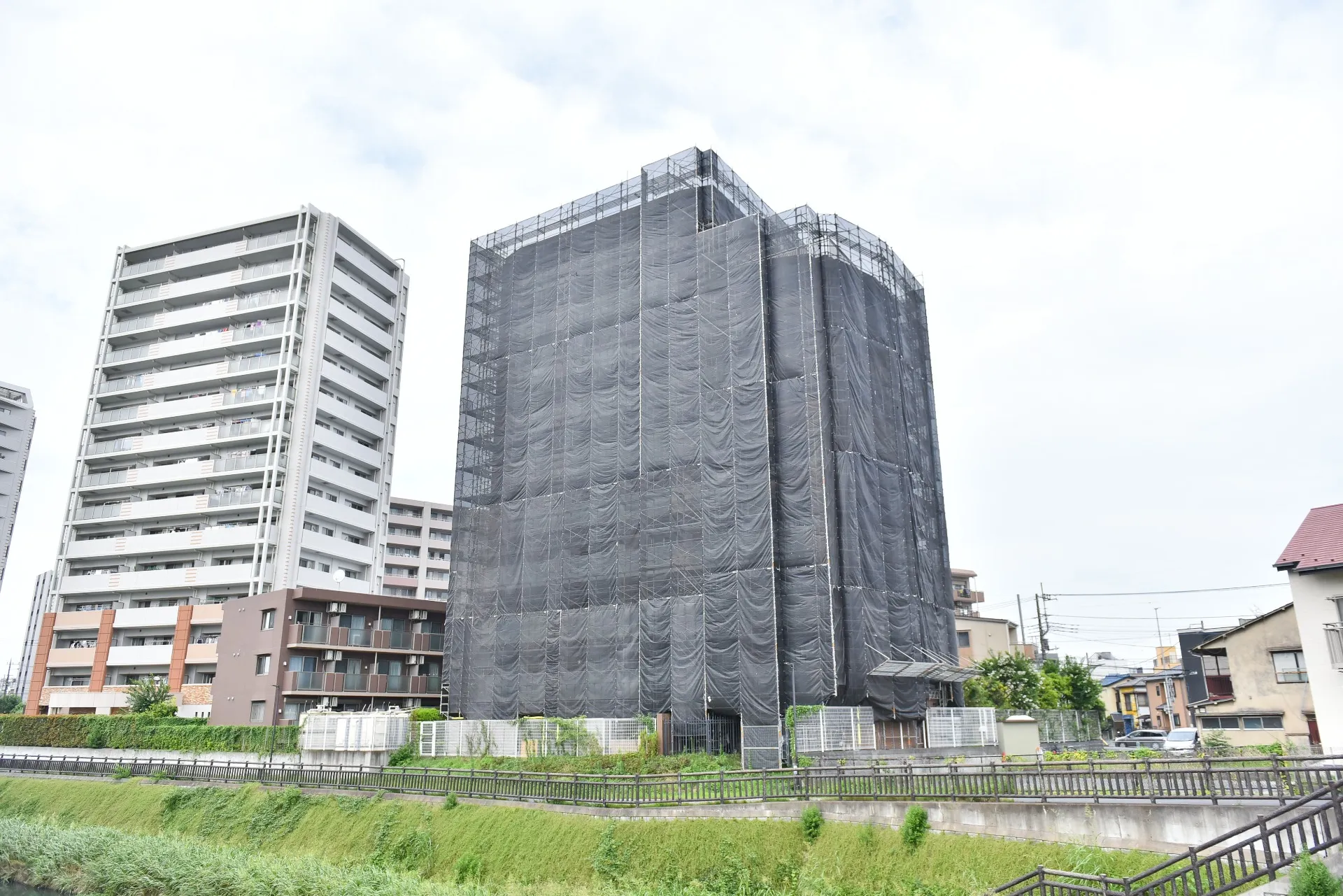 マンションの大規模修繕工事はお任せください！